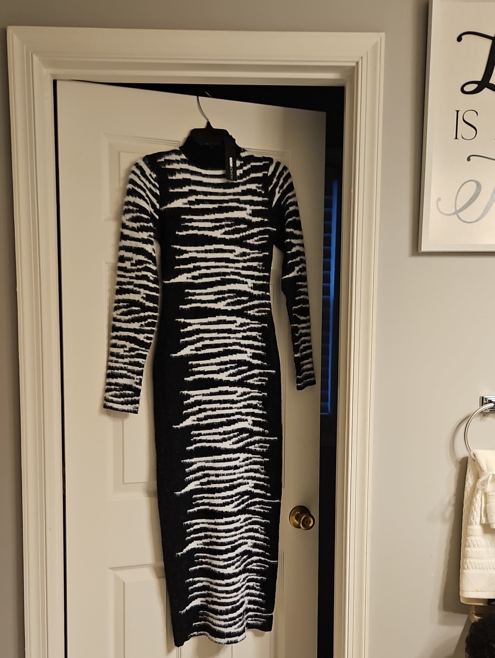 Black & White Zebra-Stripe Knit Midi Dress